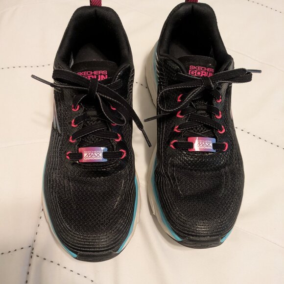 EUC Women's Skechers Max Cushioning sneakers -- size 10 - Picture 3 of 11